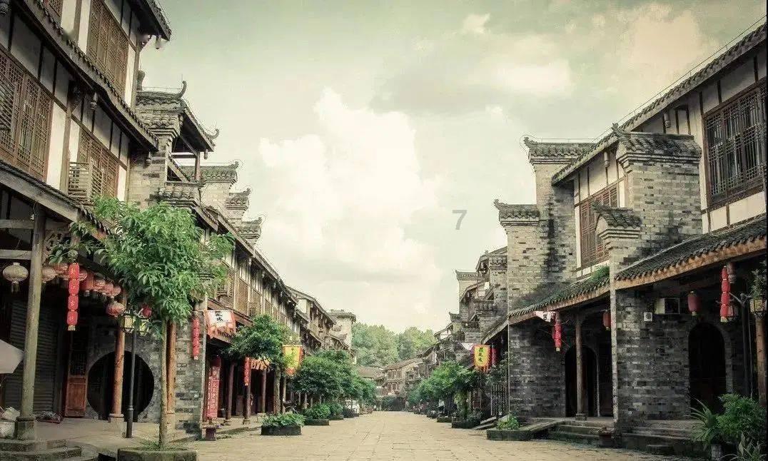 探索知识星球平台,发现为什么现在的一些年轻人喜欢加外语说话?的价值